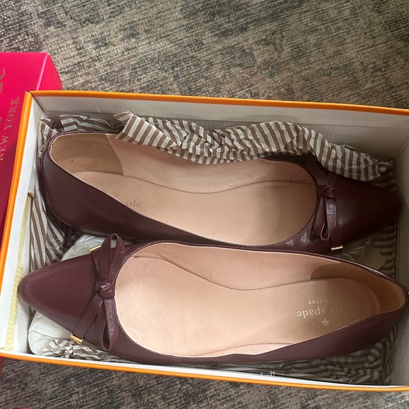 Kate Spade ♠️ pointed toe flats - Picture 3 of 11